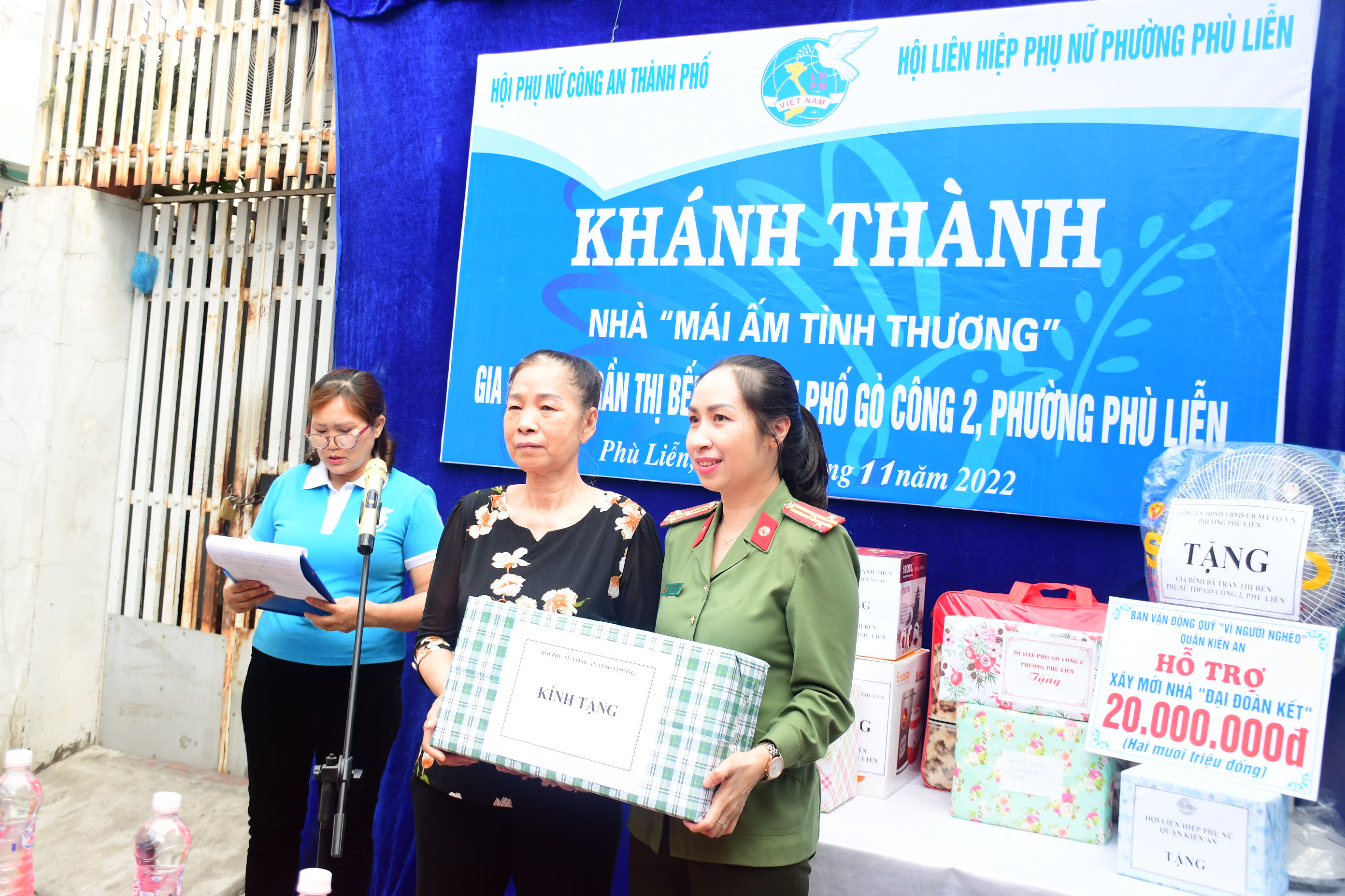 Hội Phụ nữ Công an thành phố: Phối hợp tổ chức Lễ khánh thành Nhà mái ấm tình thương gia đình chị Trần Thị Bến (quận Kiến An)